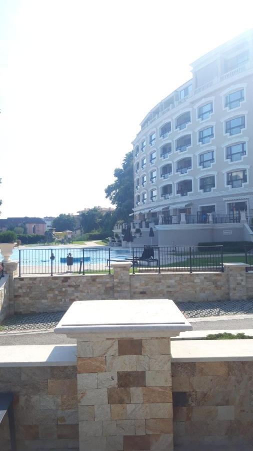 St Constantine And Helena - Anthony'S Luxurious Apartment Varna Extérieur photo